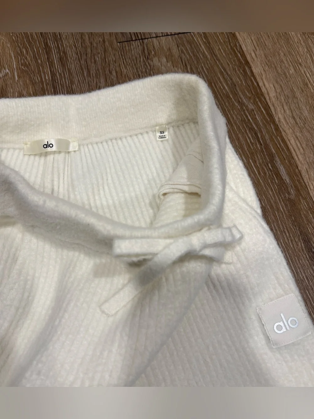 Alo Yoga White Ribbed Wide Leg Sweatpants